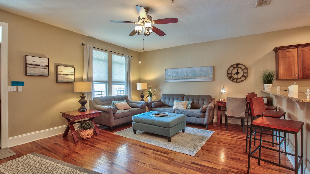 Photo of Livingroom in Tallahassee