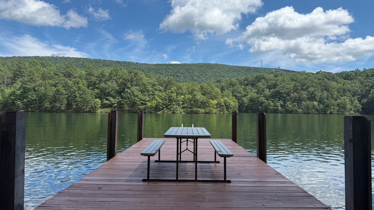 Photo of Outdoor in Huddleston
