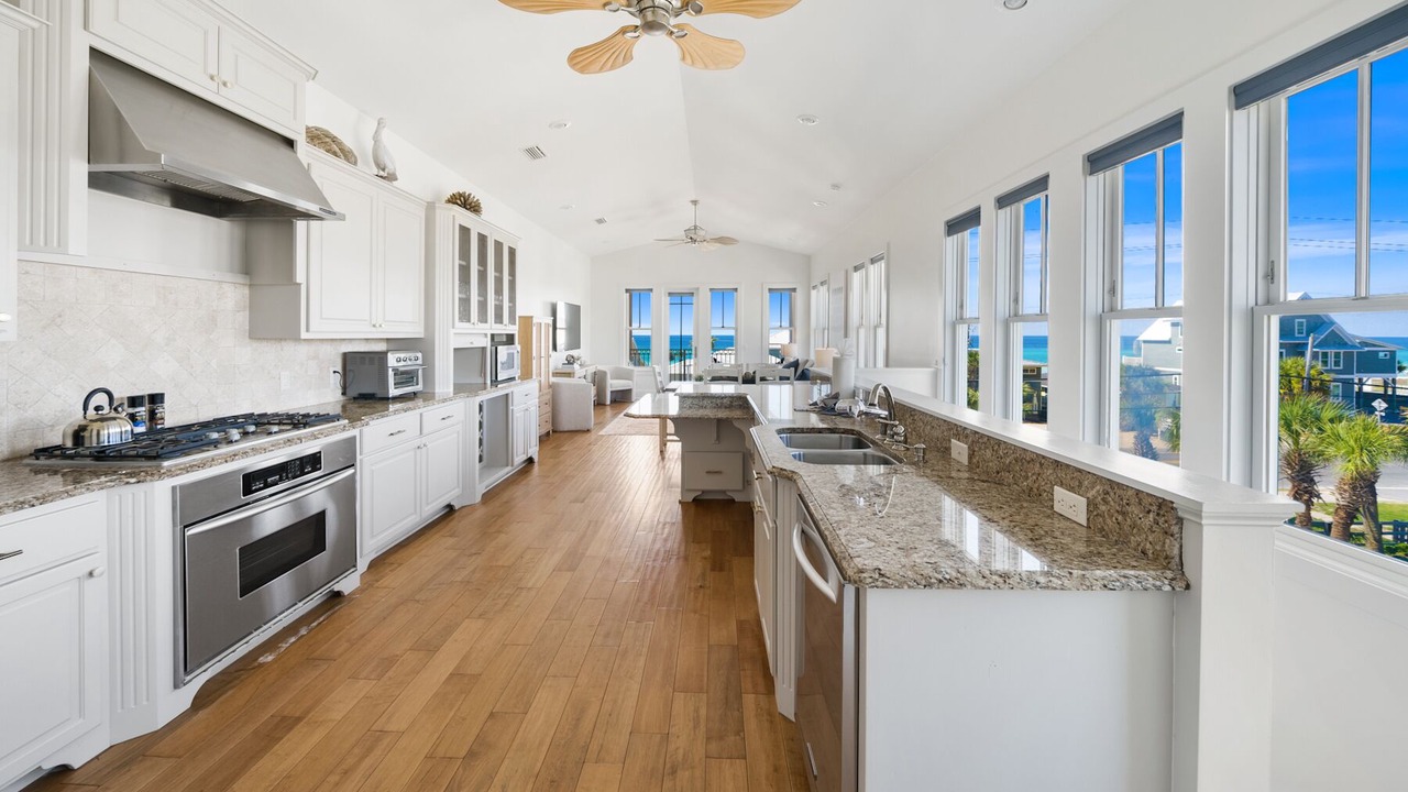 Photo of Kitchen in Miramar Beach