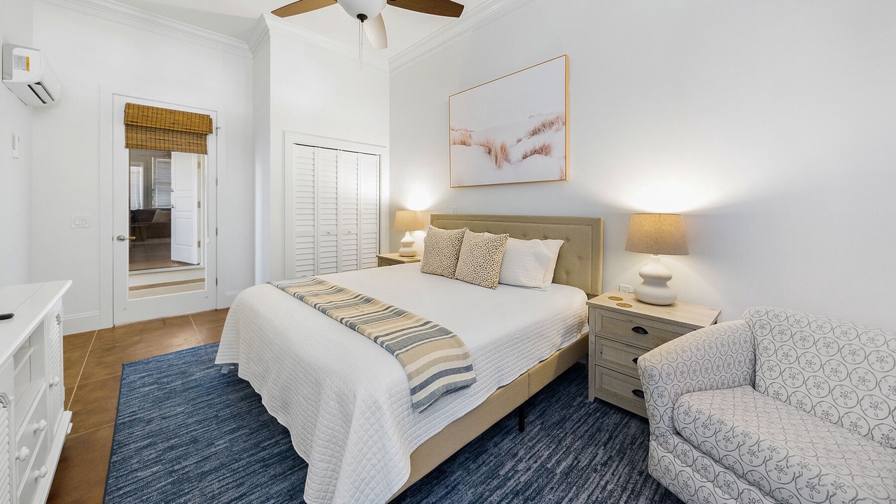 Photo of Bedroom in Miramar Beach