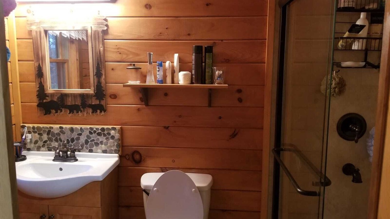 Photo of Bathroom in Morris