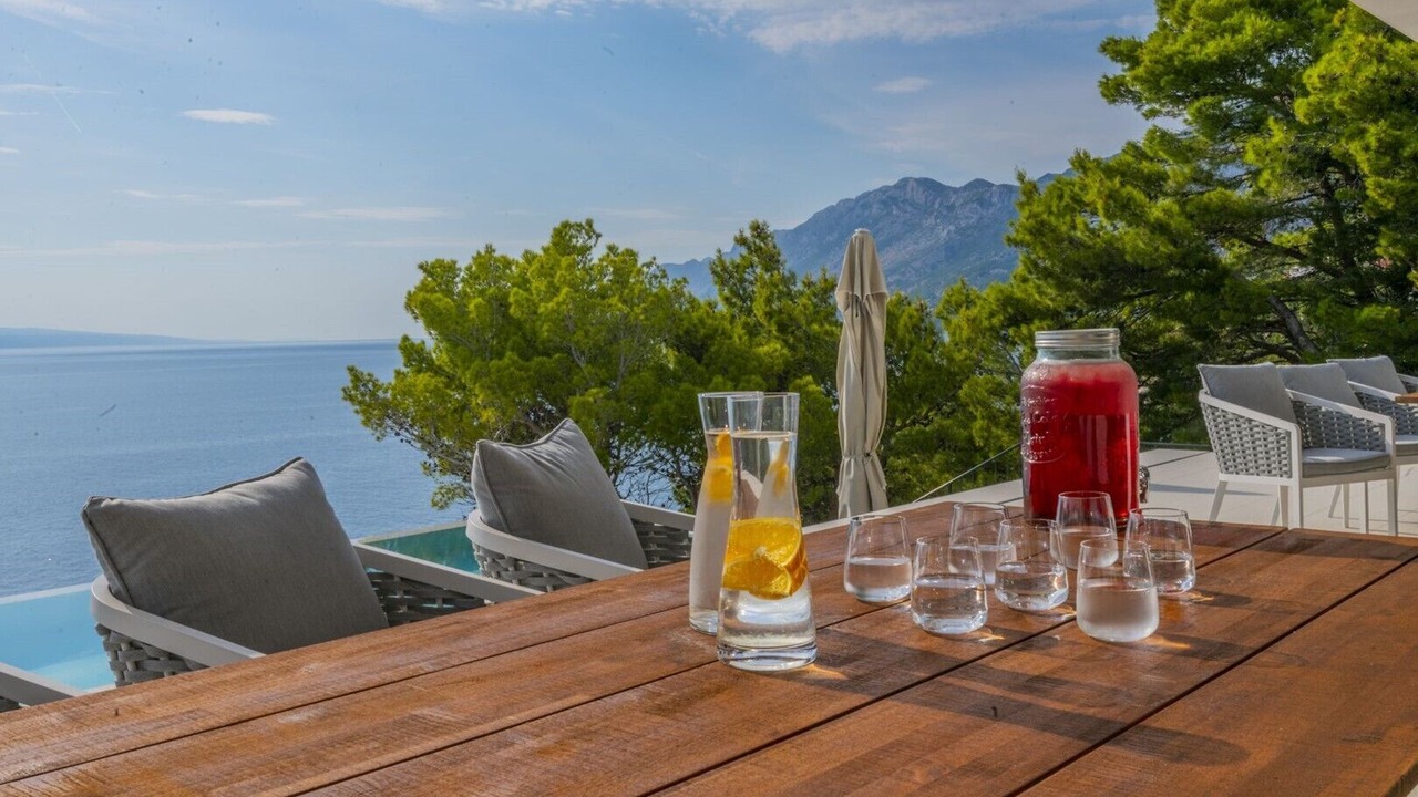 Photo of Outdoor in Brela