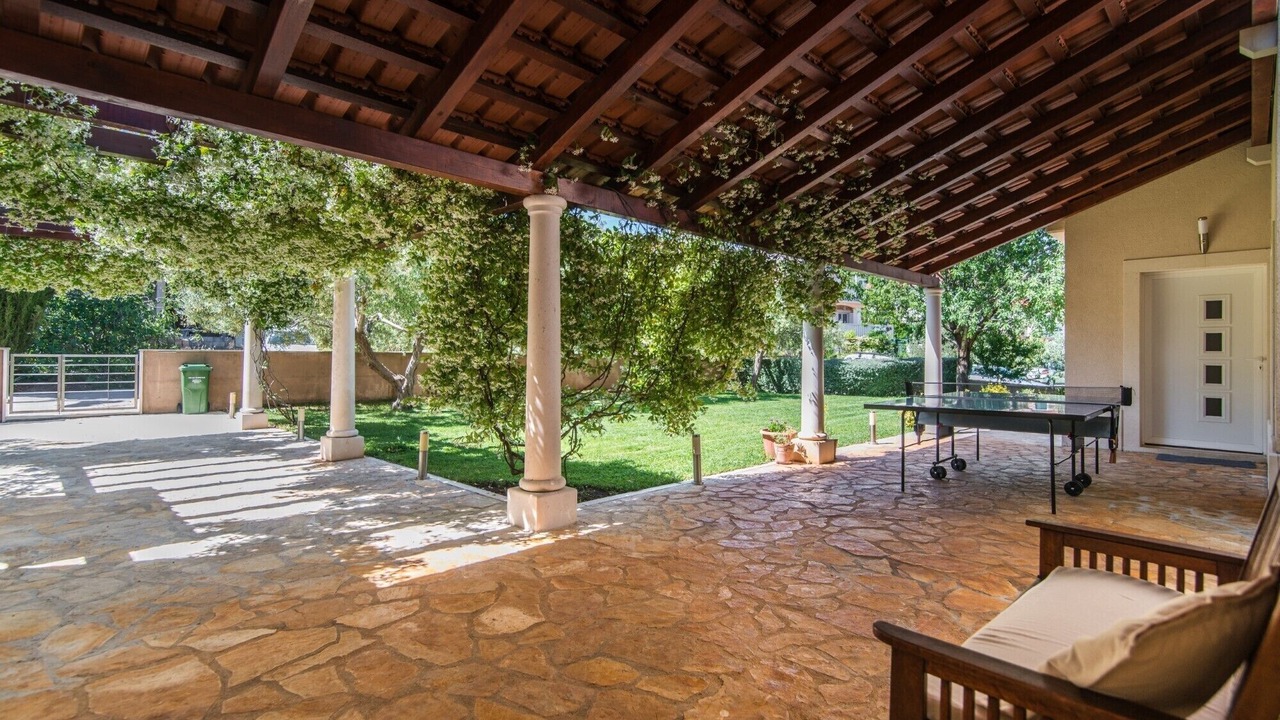 Photo of Outdoor in Mirce