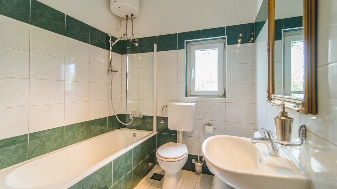 Photo of Bathroom in Mirce