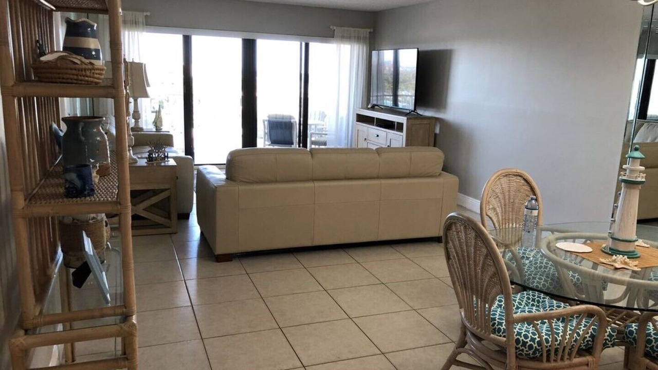Photo of Livingroom in Cocoa Beach
