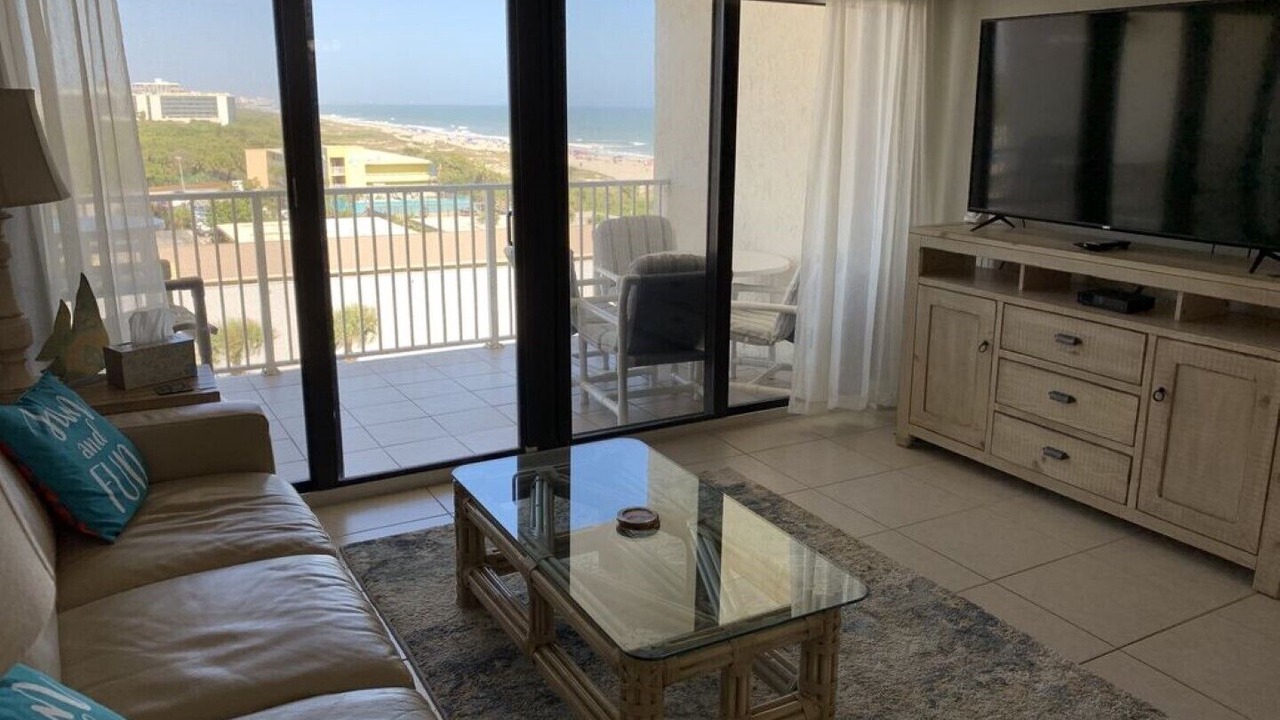 Photo of Livingroom in Cocoa Beach
