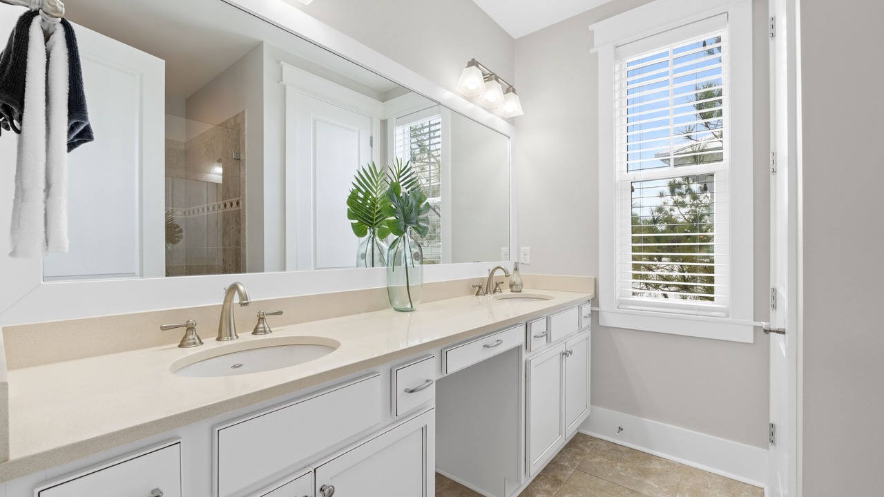 Photo of Bathroom in Santa Rosa Beach