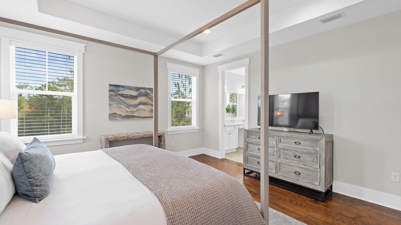Photo of Bedroom in Santa Rosa Beach