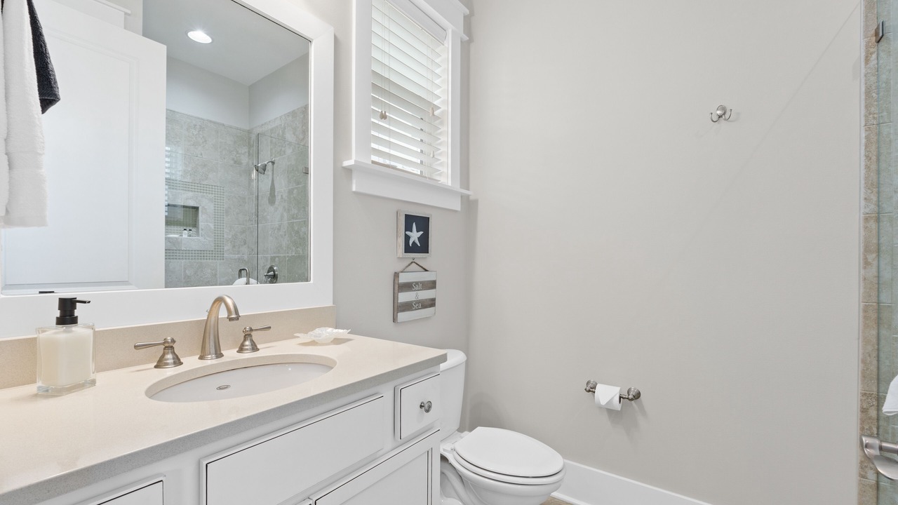 Photo of Bathroom in Santa Rosa Beach