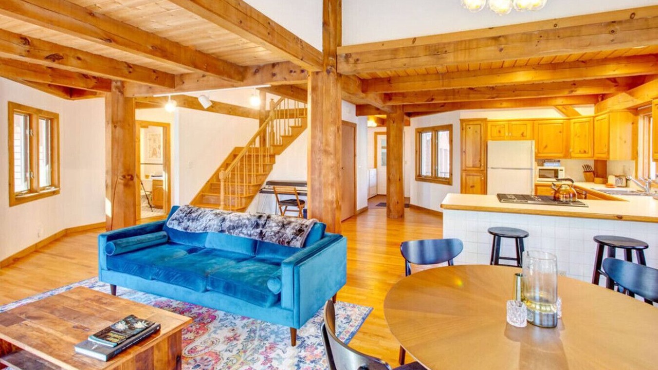 Photo of Livingroom in Bloomville