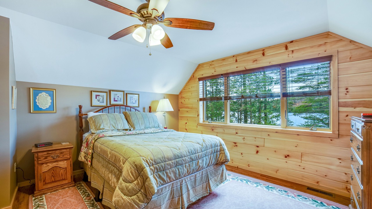 Photo of Bedroom in Chestertown