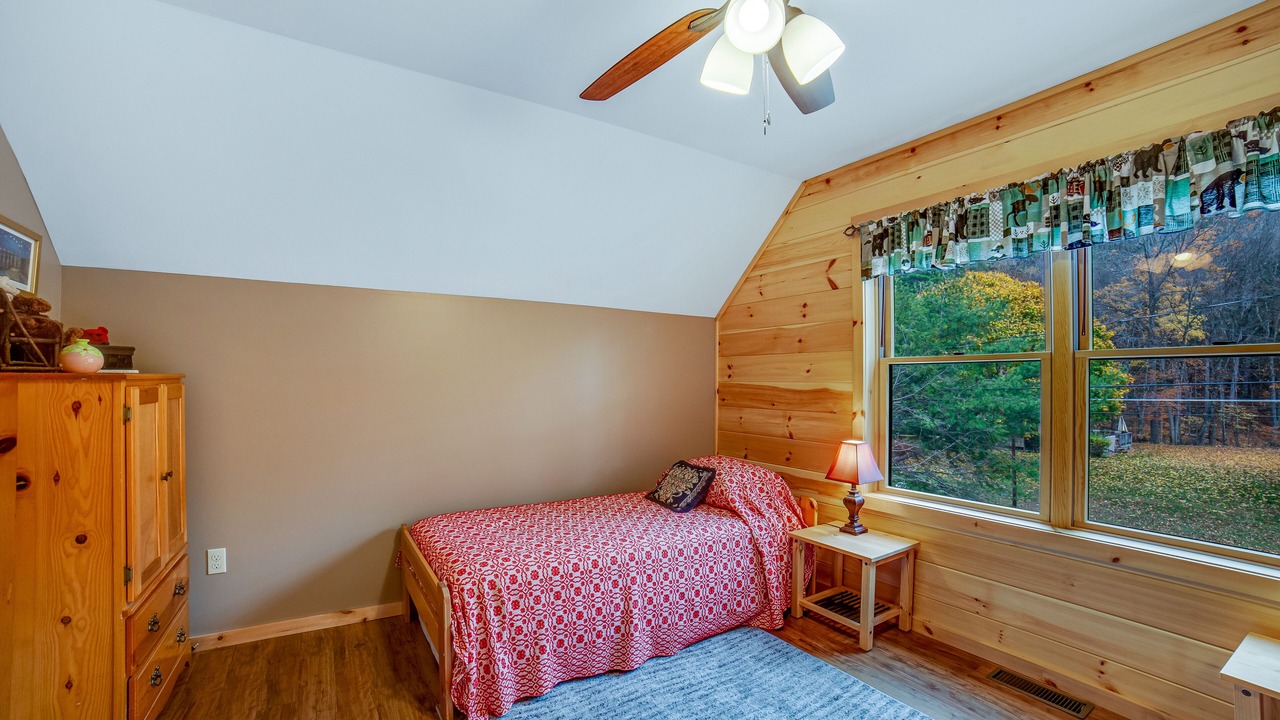 Photo of Bedroom in Chestertown