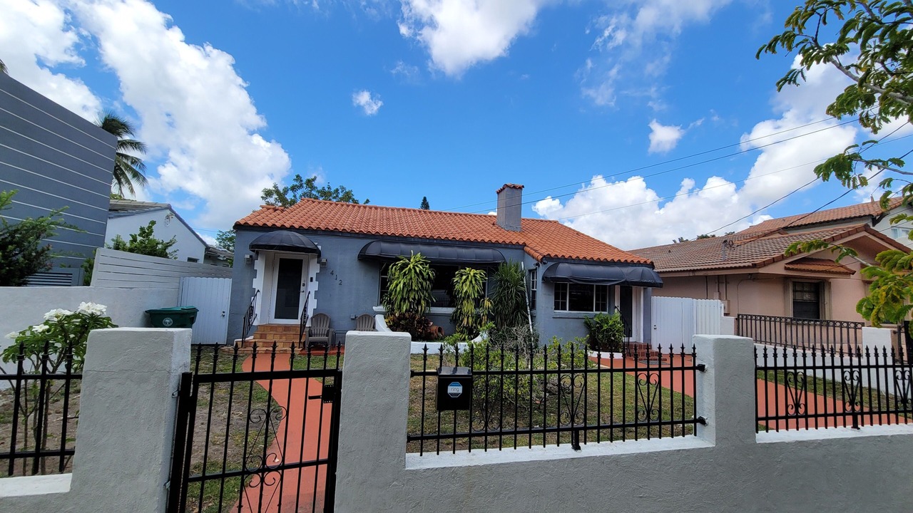 Photo of Outdoor in The Roads