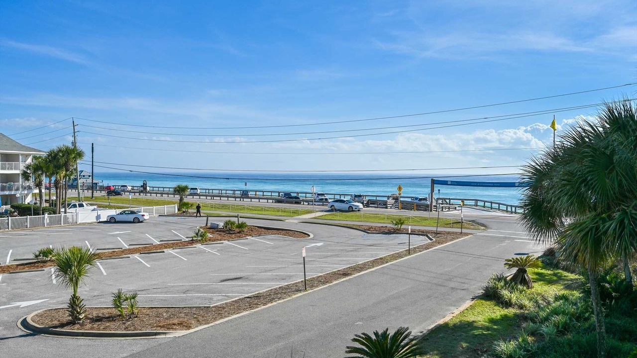 Photo of Others in Avalon Beach Estates