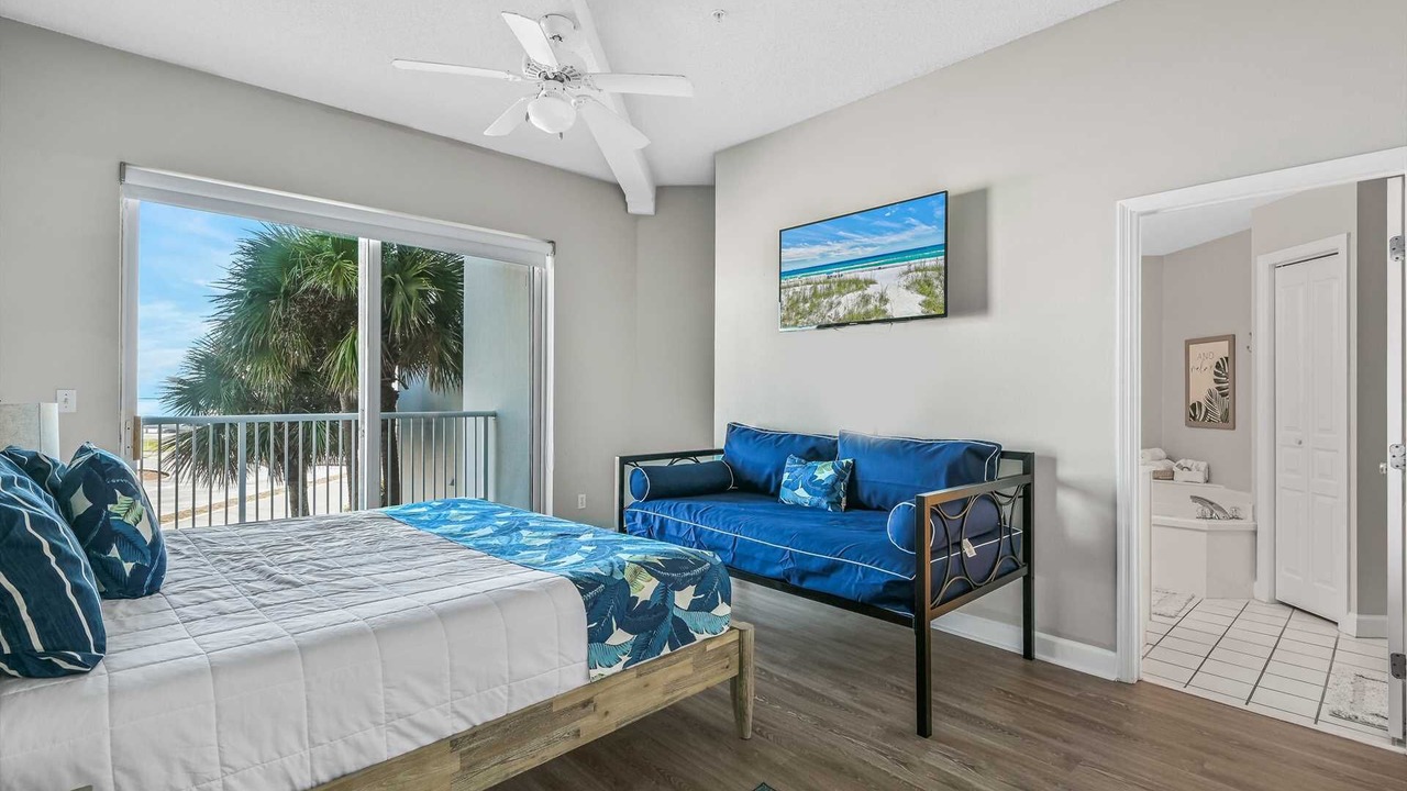 Photo of Bedroom in Avalon Beach Estates
