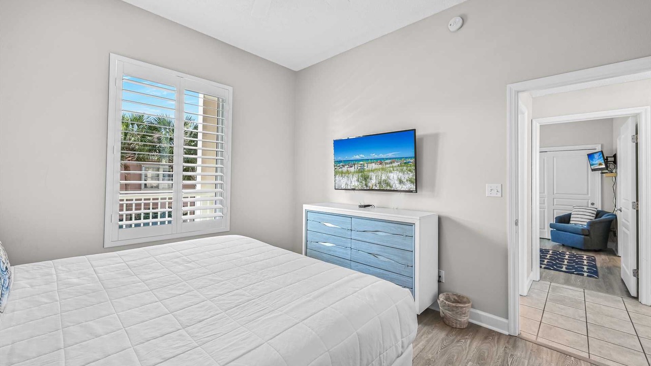 Photo of Bedroom in Avalon Beach Estates