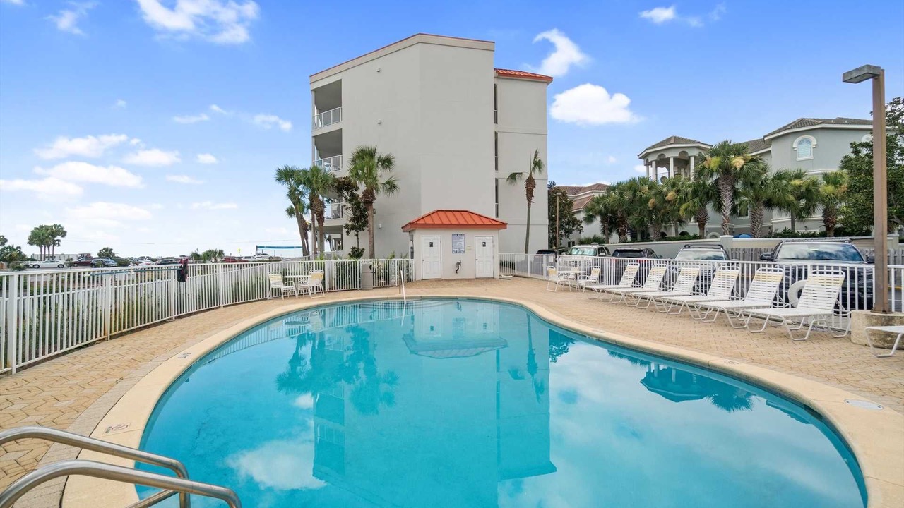 Photo of Outdoor in Avalon Beach Estates