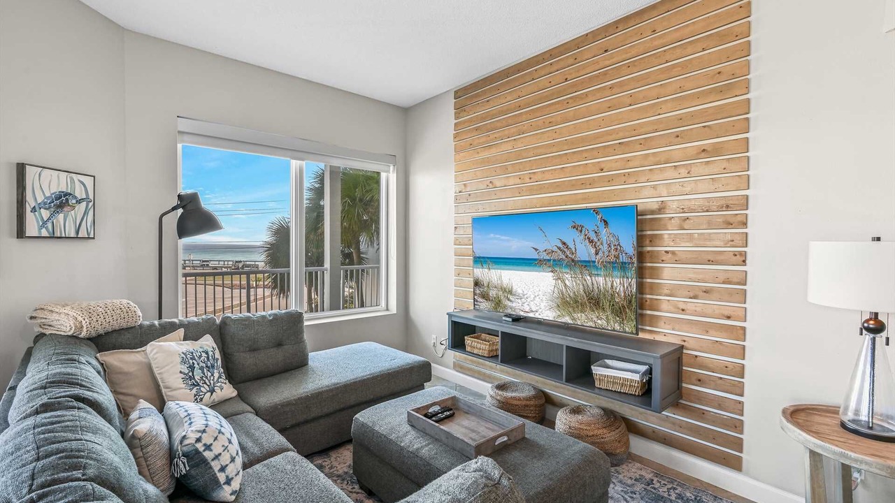 Photo of Others in Avalon Beach Estates