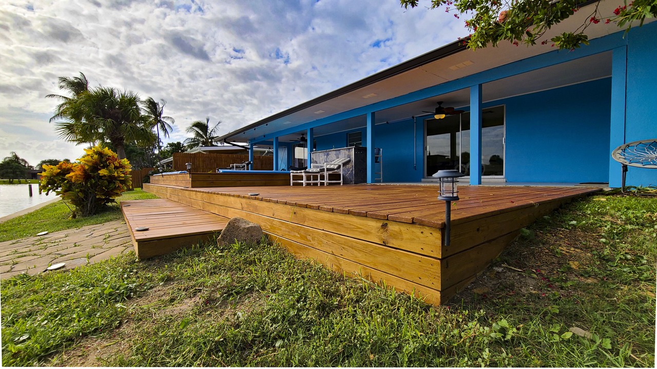 Photo of Patio Balcony in Cocoa Isles