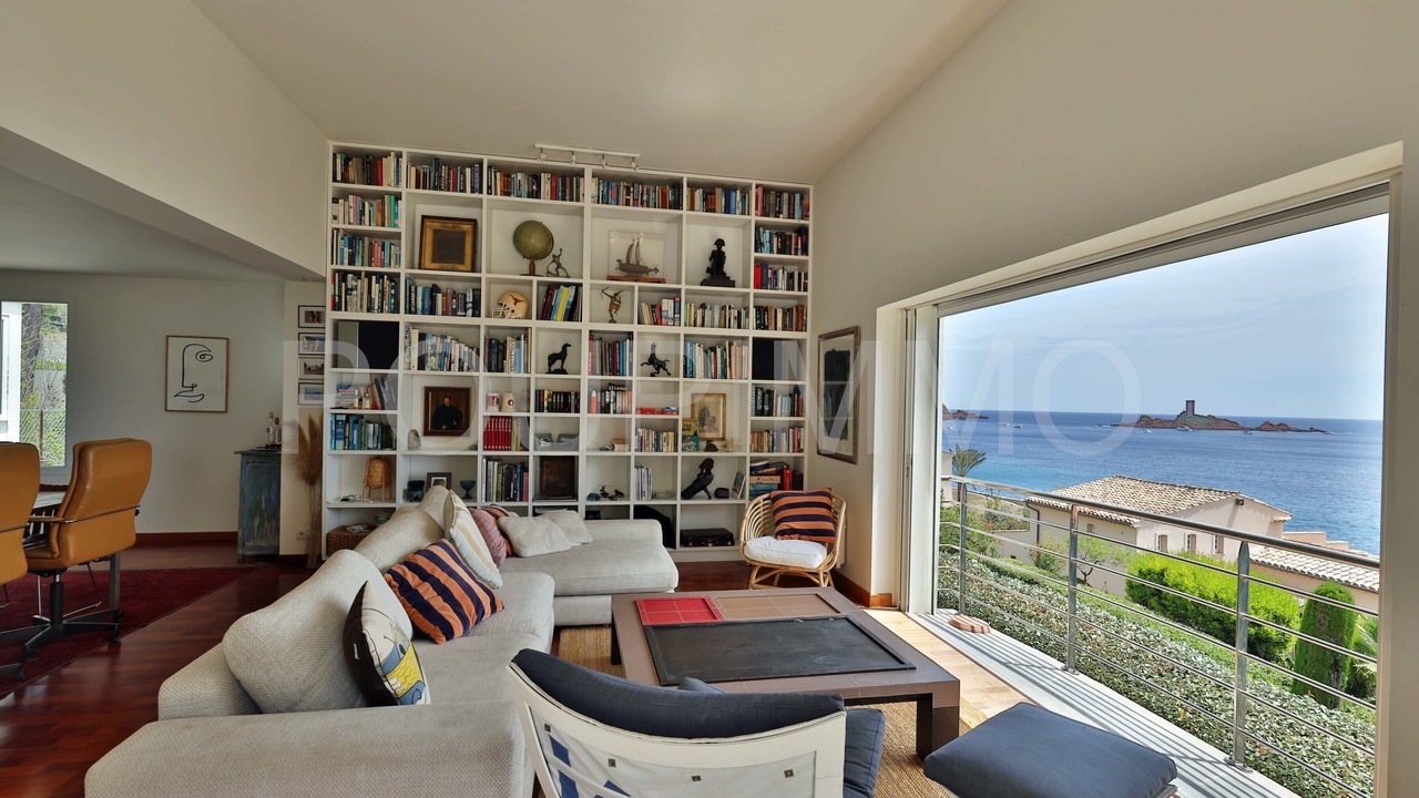 Photo of Livingroom in Le Dramont