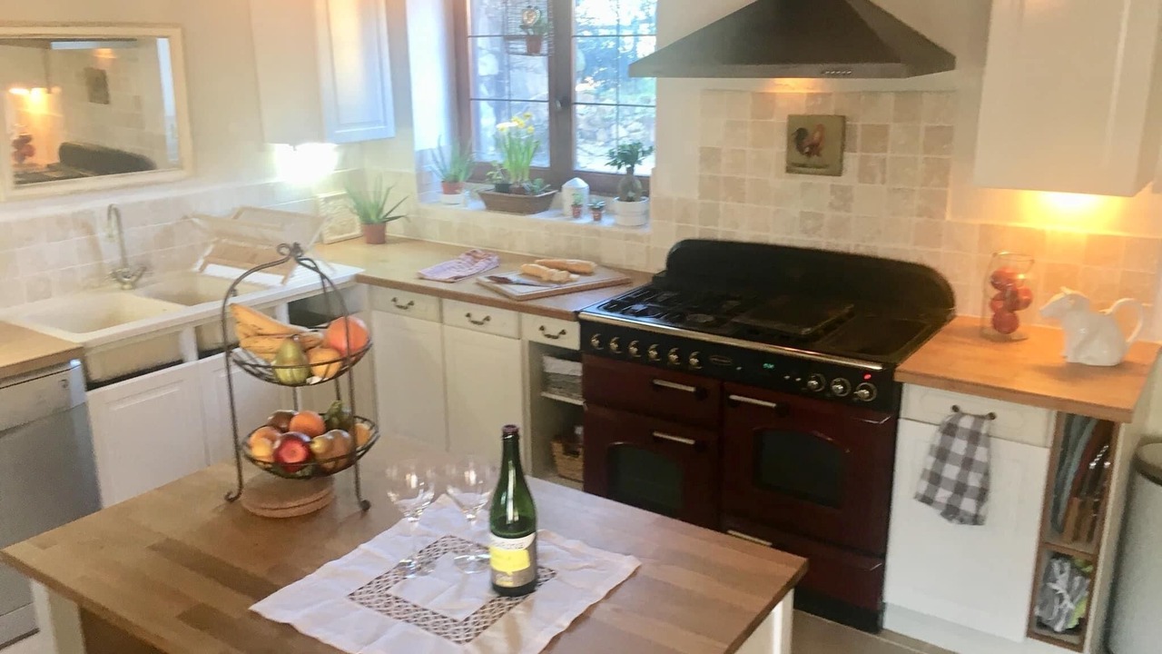 Photo of Kitchen in Megrit