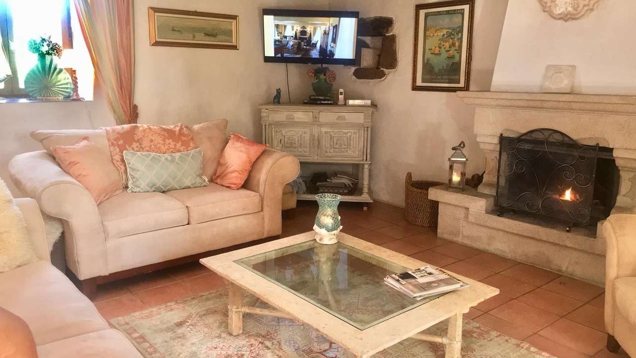 Photo of Livingroom in Megrit