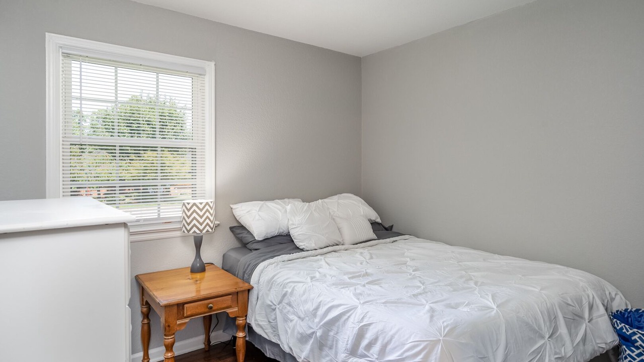 Photo of Bedroom in North Newport News