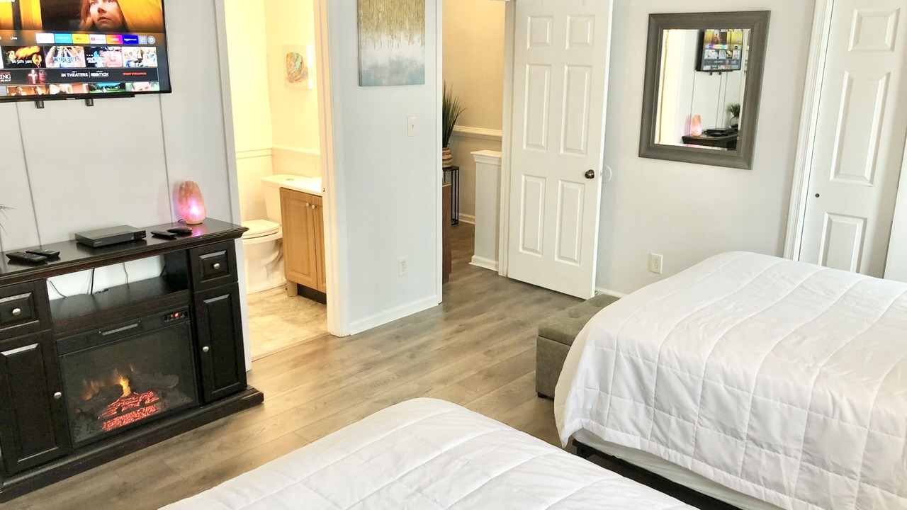 Photo of Bedroom in Norfolk - Virginia Beach
