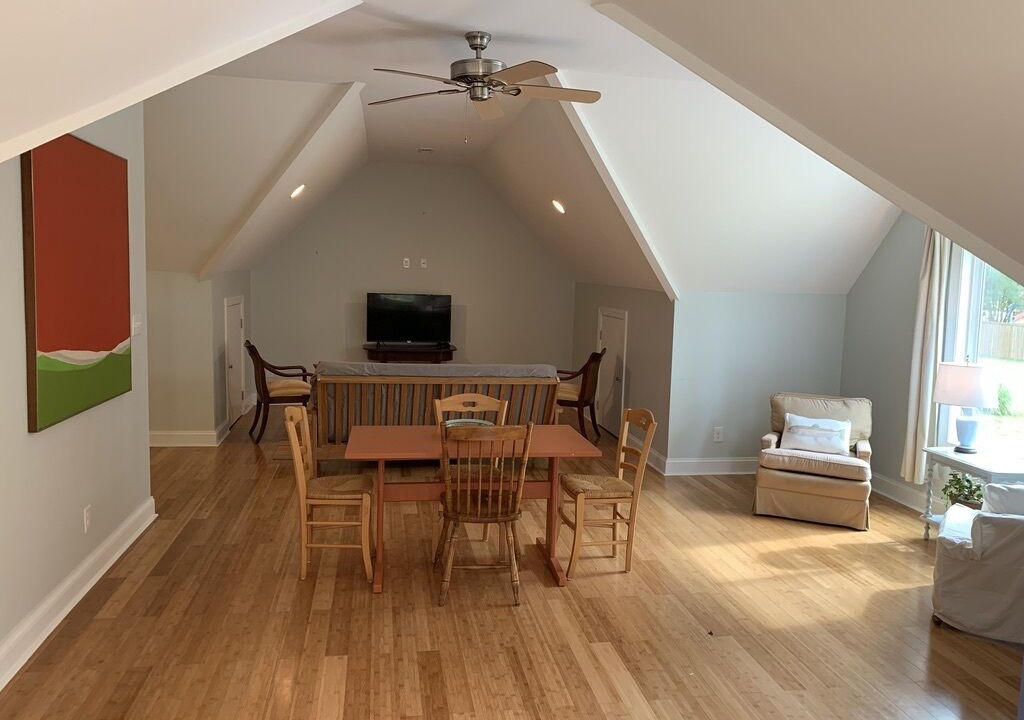 Photo of Livingroom in Mathews