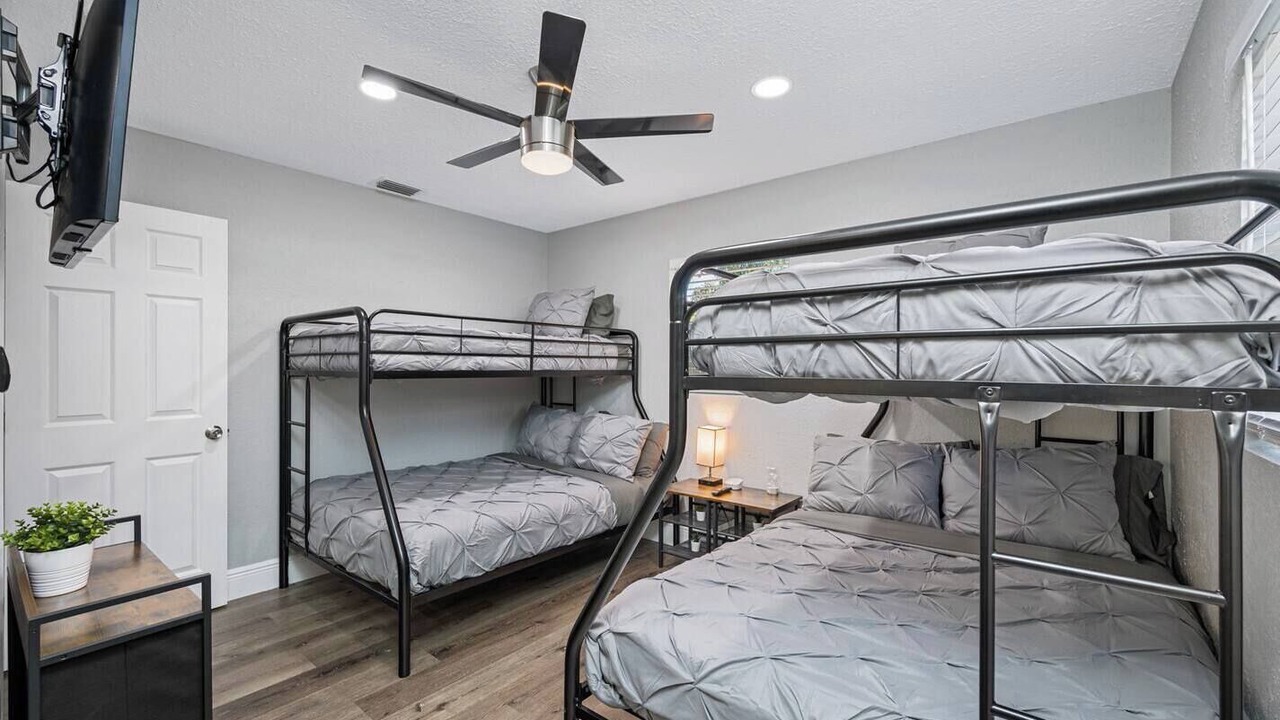 Photo of Bedroom in Sulphur Springs
