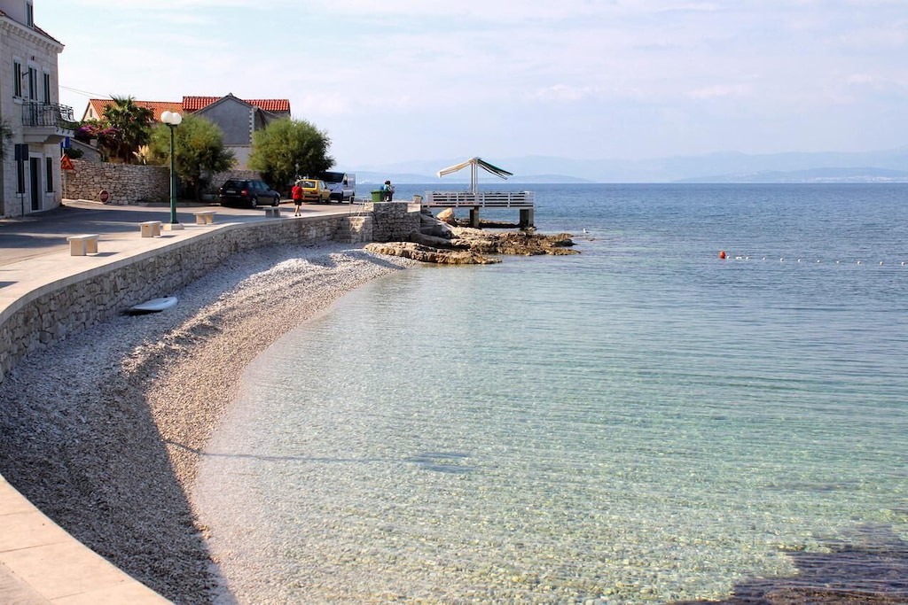 Photo of Outdoor in Sutivan