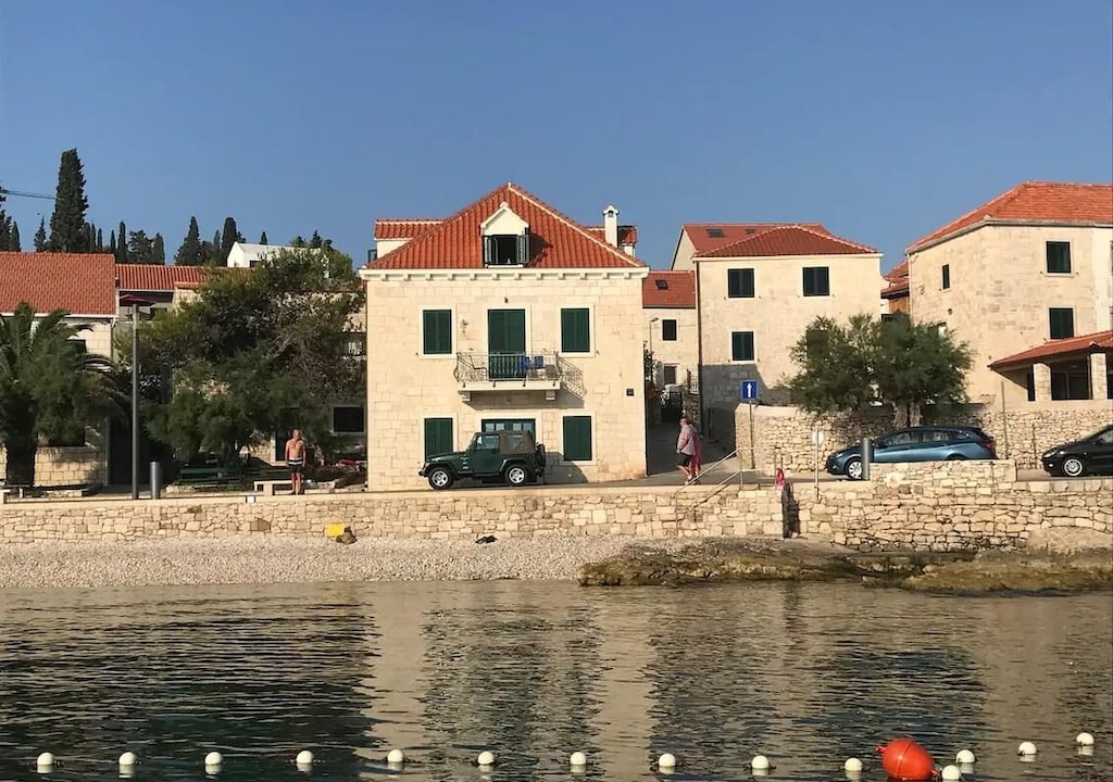 Photo of Buildings in Sutivan