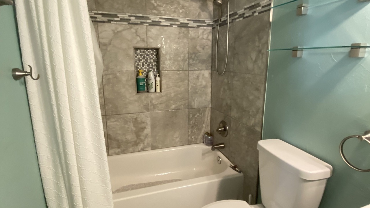 Photo of Bathroom in Crawfordville