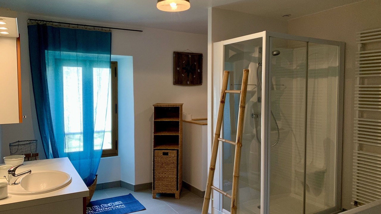 Photo of Bathroom in Bono