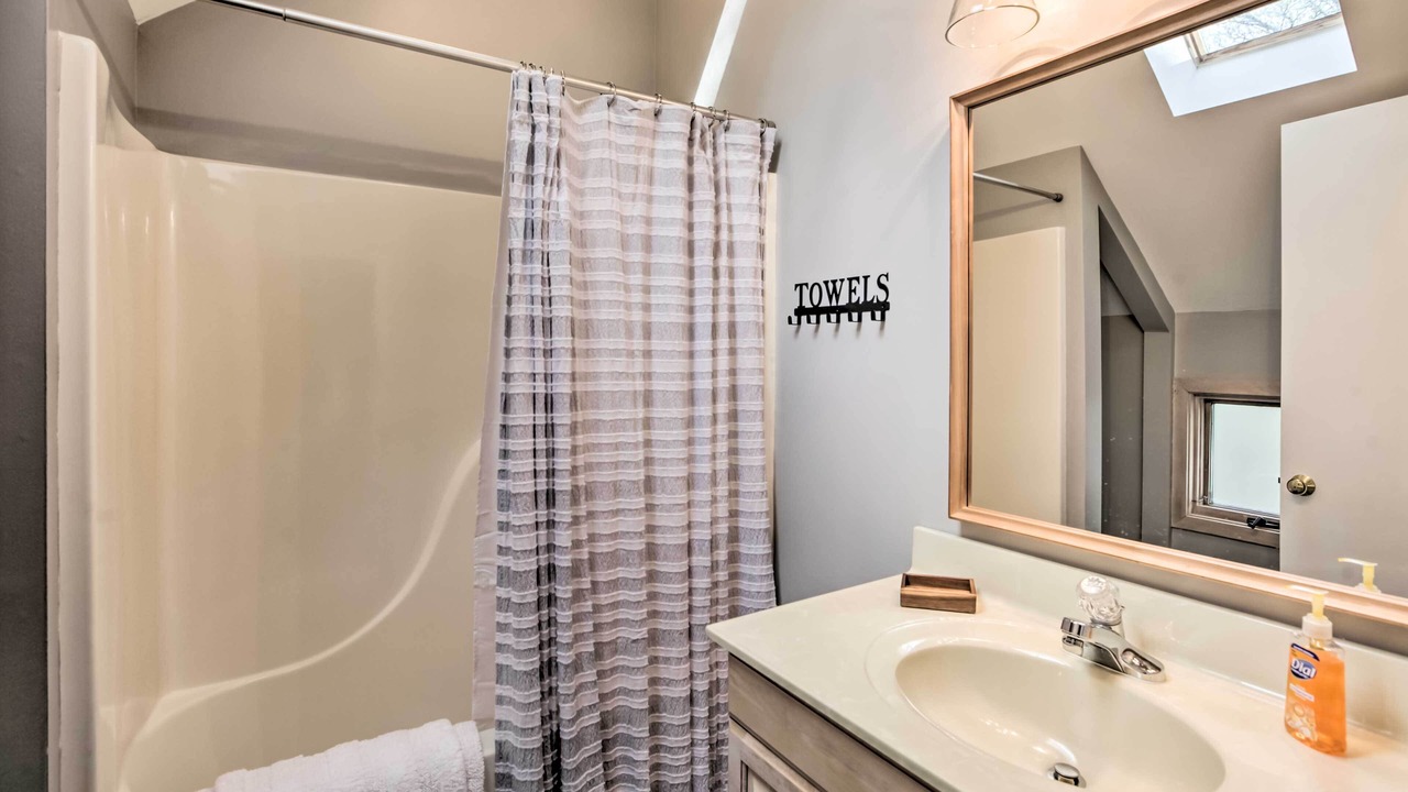 Photo of Bathroom in Pedlars Edge
