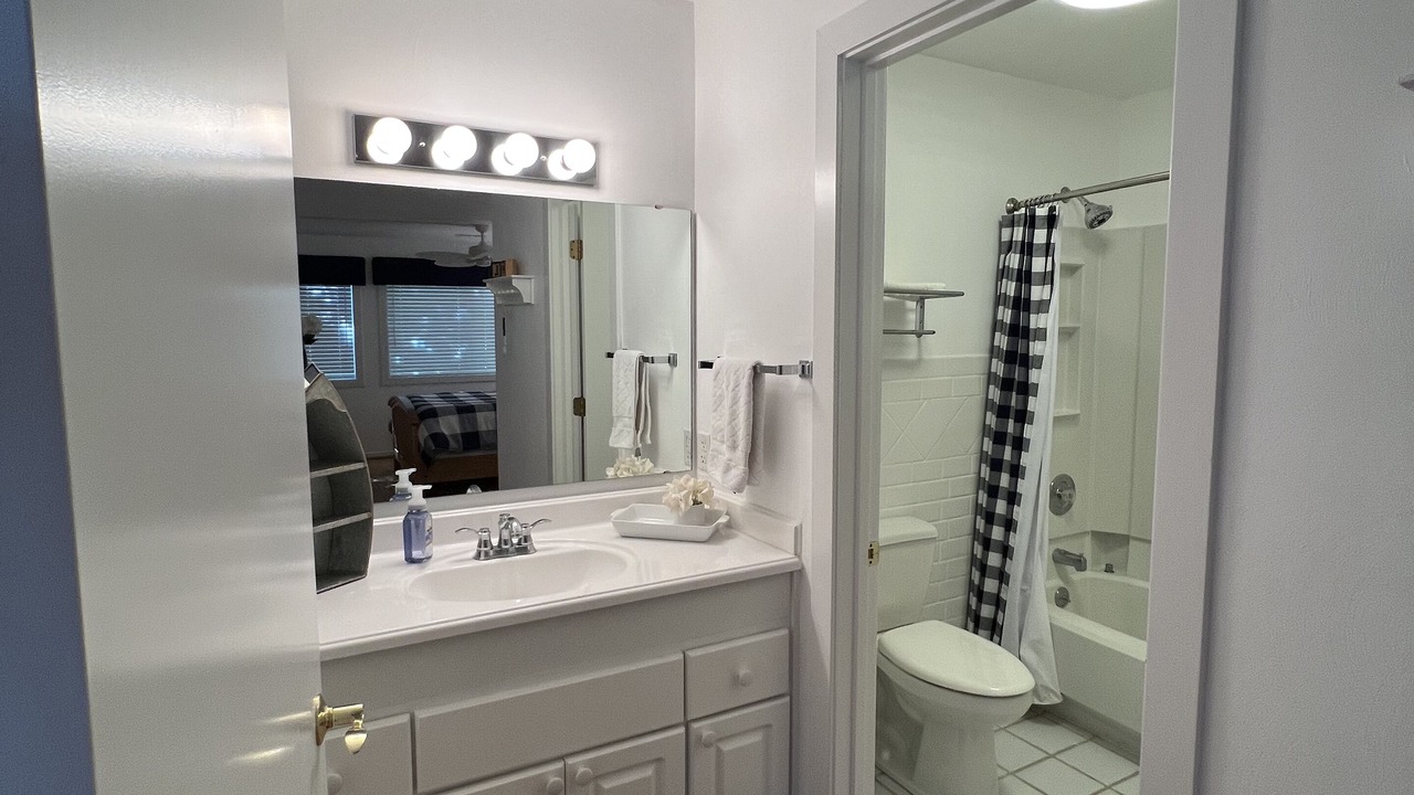 Photo of Bathroom in North Shore