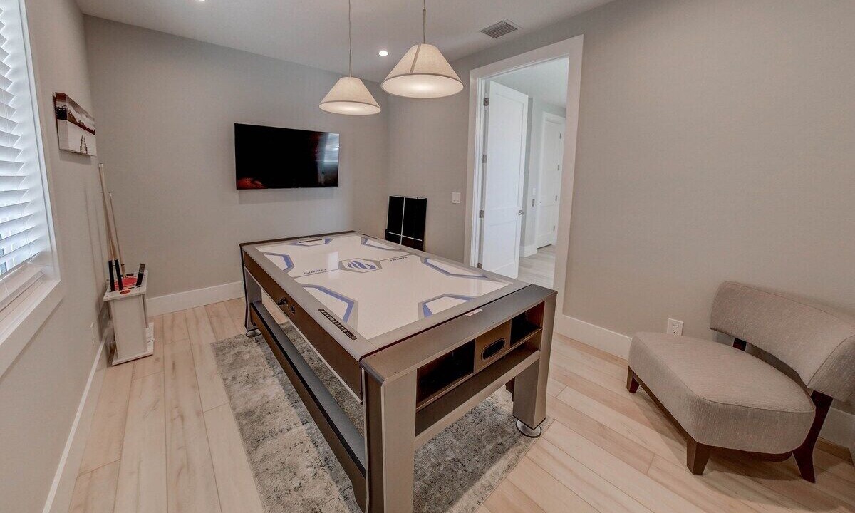 Photo of Bedroom in Marineland Acres