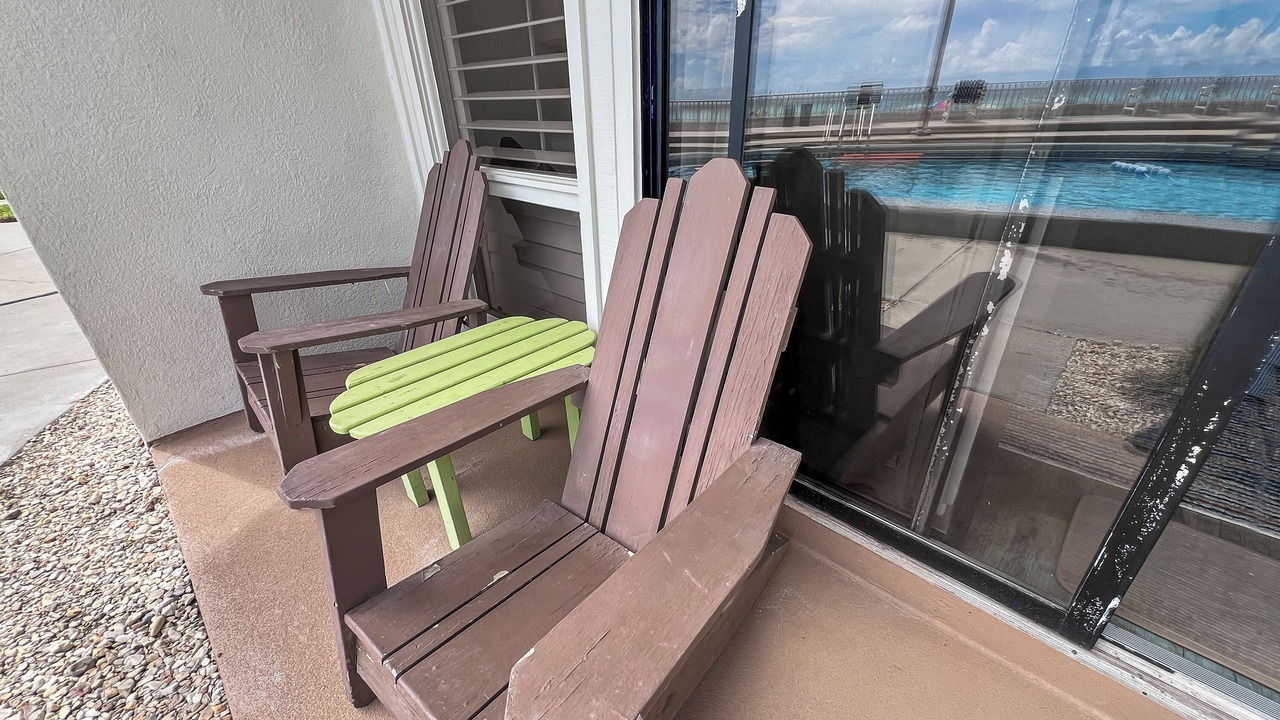 Photo of Patio Balcony in Fort Bay