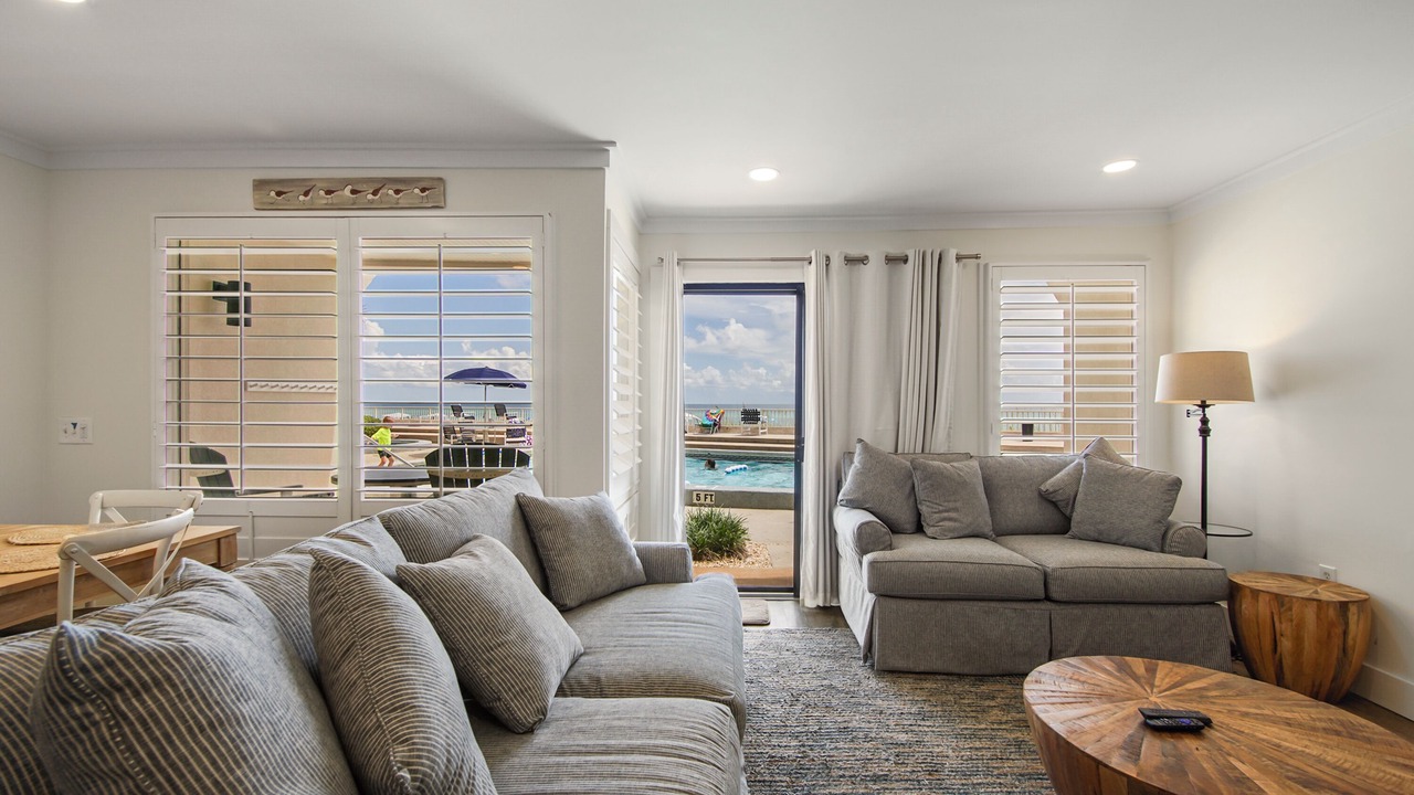 Photo of Livingroom in Fort Bay