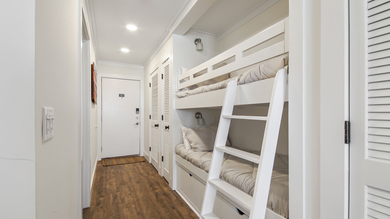 Photo of Bedroom in Fort Bay