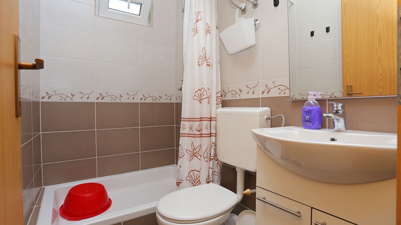 Photo of Bathroom in Brist