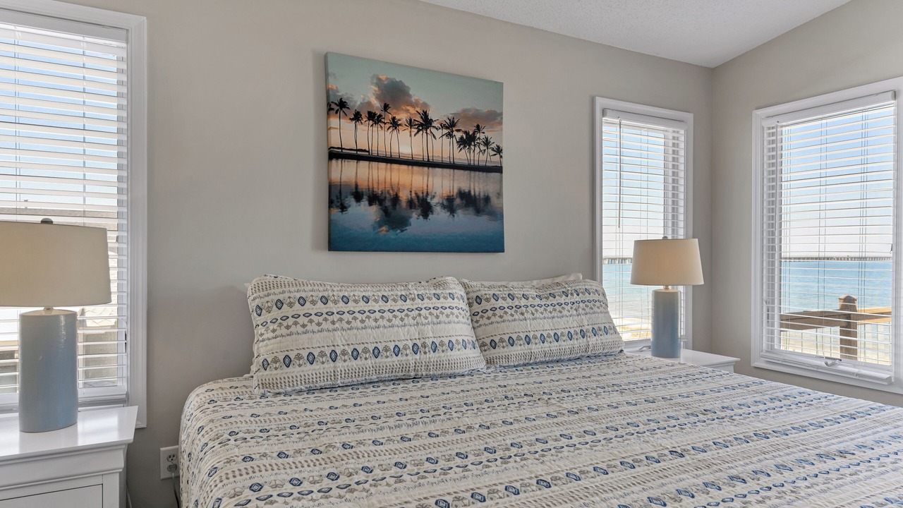 Photo of Bedroom in Chic's Beach