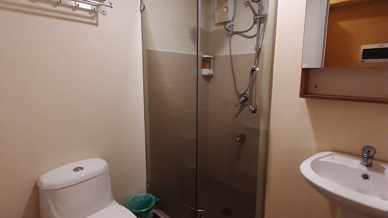 Photo of Bathroom in Silang Junction South