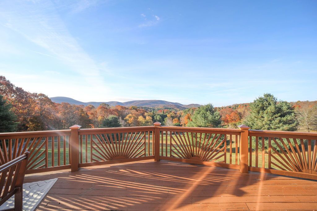 Photo of Outdoor in Montebello