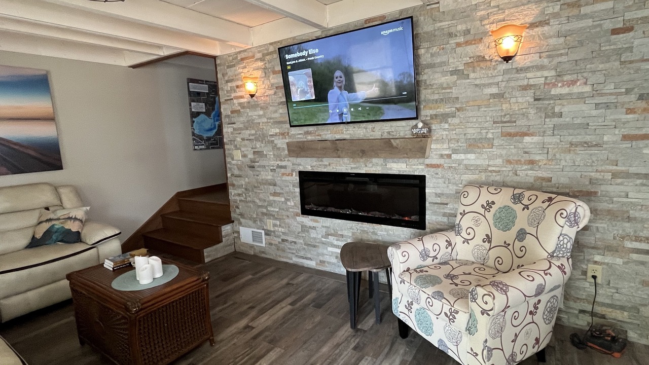 Photo of Bedroom in Bass Lake