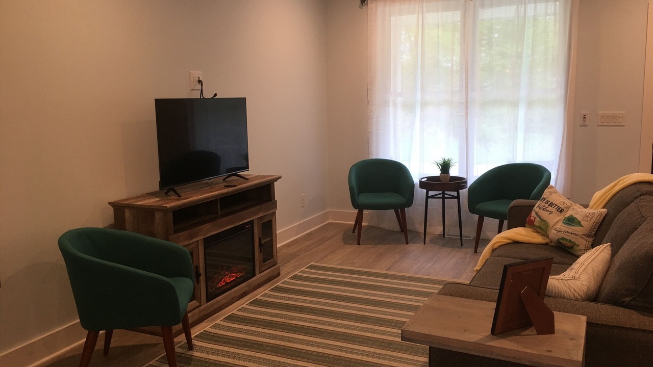 Photo of Livingroom in Michigan City