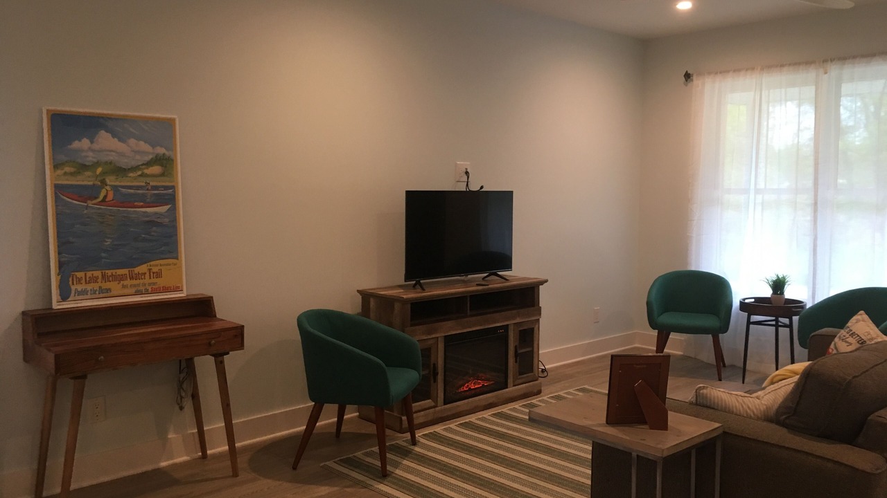 Photo of Livingroom in Michigan City