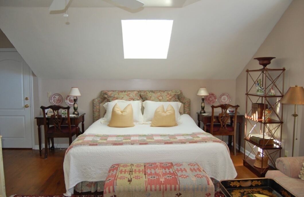Photo of Bedroom in Deep Hole
