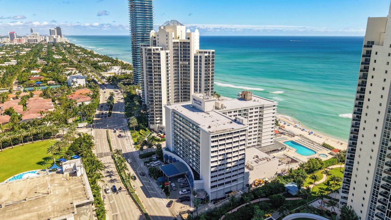 Photo of Outdoor in Sunny Isles Beach