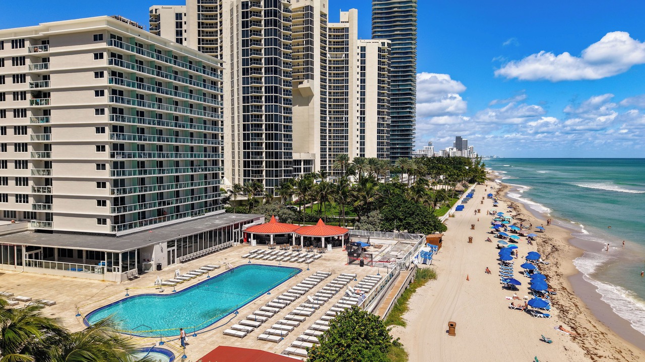 Photo of Others in Sunny Isles Beach